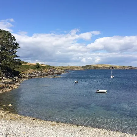 Sandycove House Bed & Breakfast Bed and breakfast